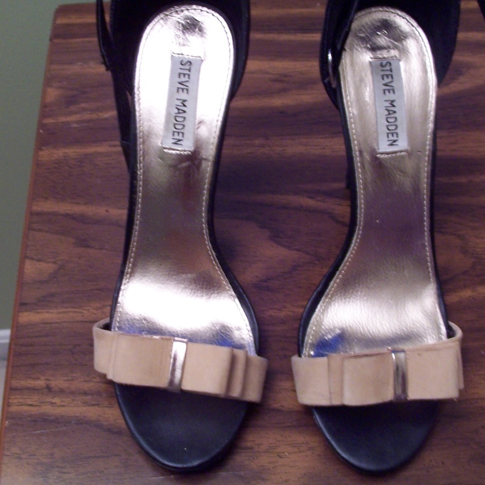 Black High Heeled Sandals with bow  Size 10